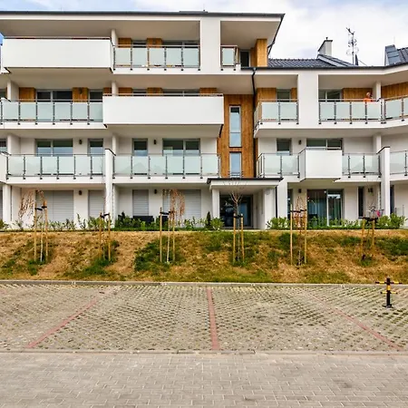 Baltic Garden Piamola Z Basenem شقة