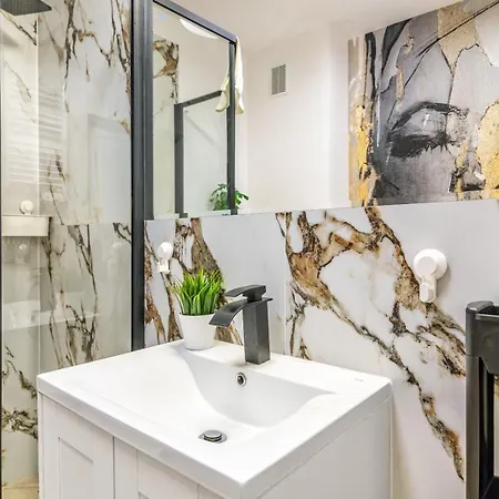 Baltic Garden Piamola Z Basenem